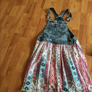 Overall dress